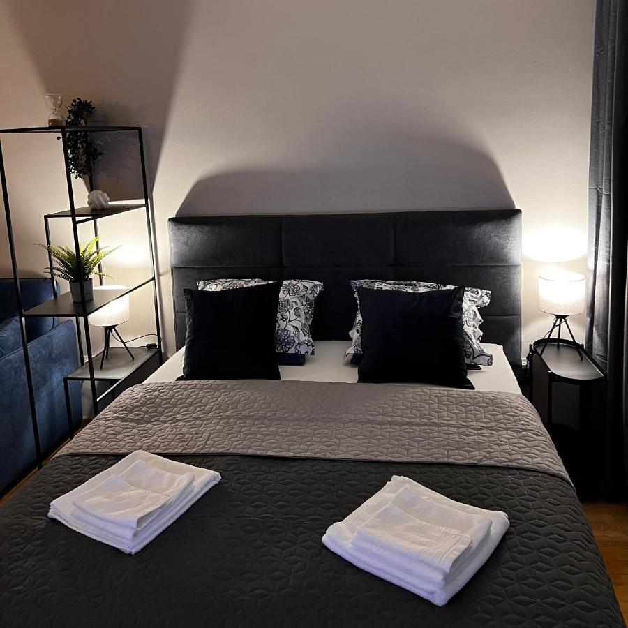 Maestral Living Studio Apartment Zagreb Exterior photo